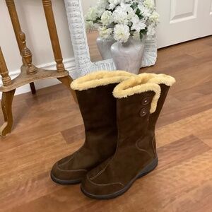 Like NEW: Outbound Women’s Lined Winter Boots 9